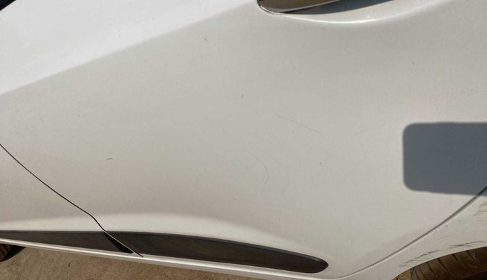 2015 Hyundai Xcent SX AT 1.2 (O), Petrol, Automatic, 1,11,191 km, Rear left door - Minor scratches