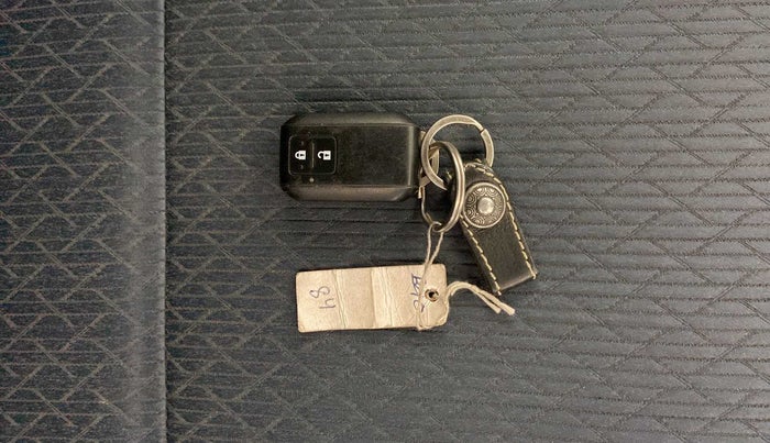 2019 Toyota Glanza G CVT, Petrol, Automatic, 55,311 km, Key Close Up