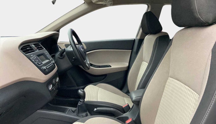2018 Hyundai Elite i20 SPORTZ 1.2, Petrol, Manual, 43,546 km, Right Side Front Door Cabin
