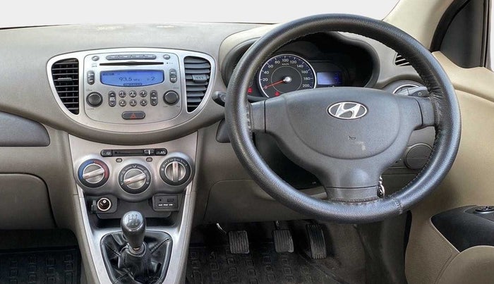 2013 Hyundai i10 SPORTZ 1.2, Petrol, Manual, 30,357 km, Steering Wheel Close Up