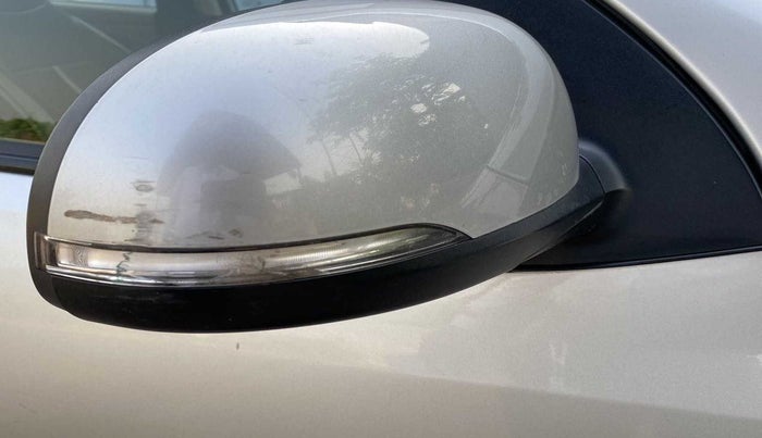 2013 Hyundai i10 SPORTZ 1.2, Petrol, Manual, 30,357 km, Right rear-view mirror - Indicator light has minor damage