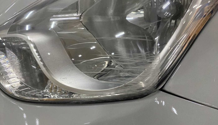 2017 Hyundai Eon ERA +, Petrol, Manual, 73,611 km, Left headlight - Minor scratches