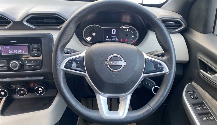 2021 Nissan MAGNITE XL TURBO, Petrol, Manual, 13,984 km, Steering Wheel Close Up