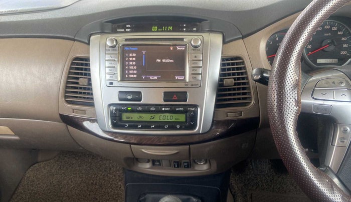 2015 Toyota Innova 2.5 VX 8 STR, Diesel, Manual, 96,972 km, Air Conditioner