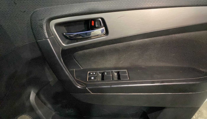 2019 Maruti Vitara Brezza ZDI PLUS, Diesel, Manual, 68,304 km, Driver Side Door Panels Control