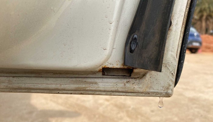 2015 Mahindra Scorpio S2, Diesel, Manual, 36,537 km, Right rear door - Slightly rusted