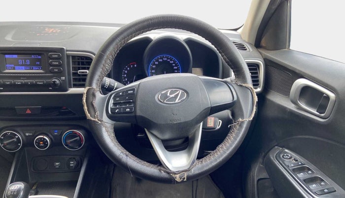 2020 Hyundai VENUE S 1.2, Petrol, Manual, 28,559 km, Steering Wheel Close Up