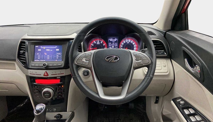 2019 Mahindra XUV300 W8 1.2 PETROL, Petrol, Manual, 12,219 km, Steering Wheel Close Up