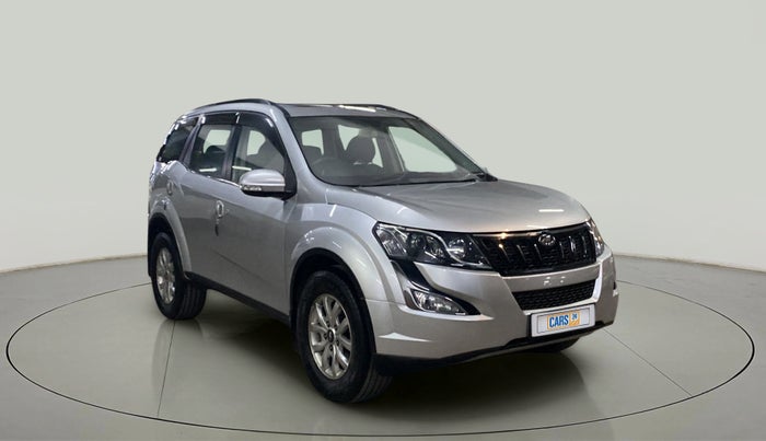 2018 Mahindra XUV500 W10 AT, Diesel, Automatic, 32,693 km, Right Front Diagonal