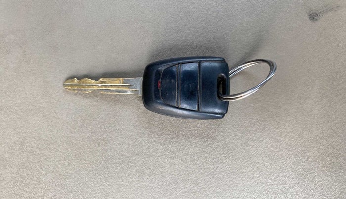 2019 Hyundai NEW SANTRO SPORTZ AMT, Petrol, Automatic, 41,304 km, Key Close Up