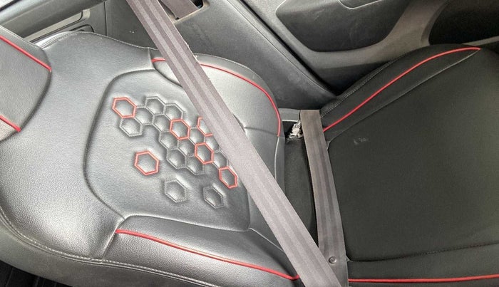 2020 Renault Kwid RXT 0.8, Petrol, Manual, 37,584 km, Front left seat (passenger seat) - Seat belt slightly torn
