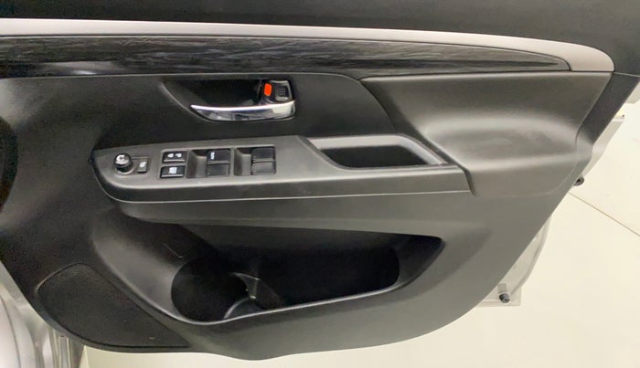 2021 Maruti XL6 ALPHA MT, Petrol, Manual, 55,714 km, Driver Side Door Panels Control
