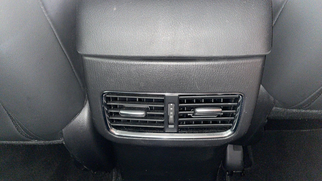 Rear A/C Vent