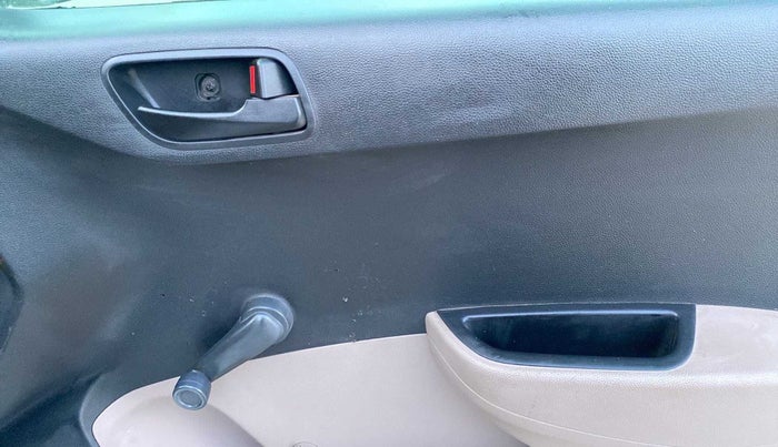 2018 Hyundai XCENT PRIME T CRDI, Diesel, Manual, 54,614 km, Driver Side Door Panels Control