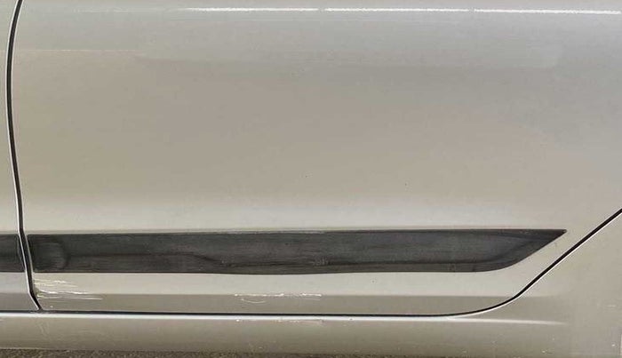2019 Hyundai Elite i20 ASTA 1.2 (O), Petrol, Manual, 24,795 km, Rear left door - Minor scratches