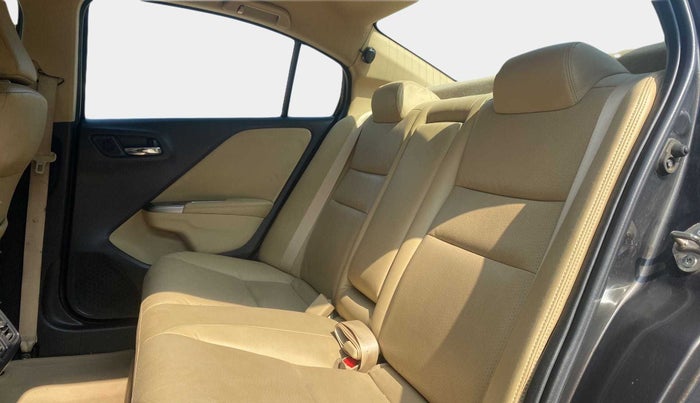 2015 Honda City 1.5L I-VTEC VX CVT, Petrol, Automatic, 82,528 km, Right Side Rear Door Cabin