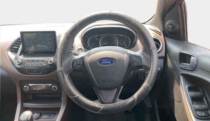2018 Ford FREESTYLE TITANIUM 1.2 PETROL, Petrol, Manual, 45,188 km, Steering Wheel Close Up
