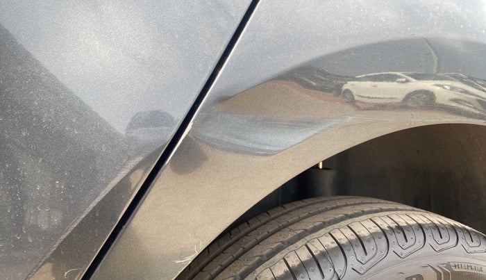 2016 Volkswagen Polo COMFORTLINE 1.2L, Petrol, Manual, 75,449 km, Left quarter panel - Slightly dented