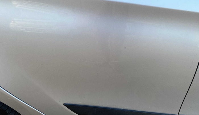 2018 Tata Tiago XZ PETROL, Petrol, Manual, 30,498 km, Right rear door - Minor scratches