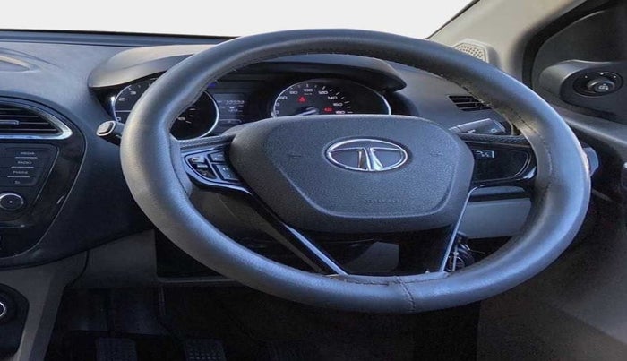 2018 Tata Tiago XZ PETROL, Petrol, Manual, 30,498 km, Steering Wheel Close Up