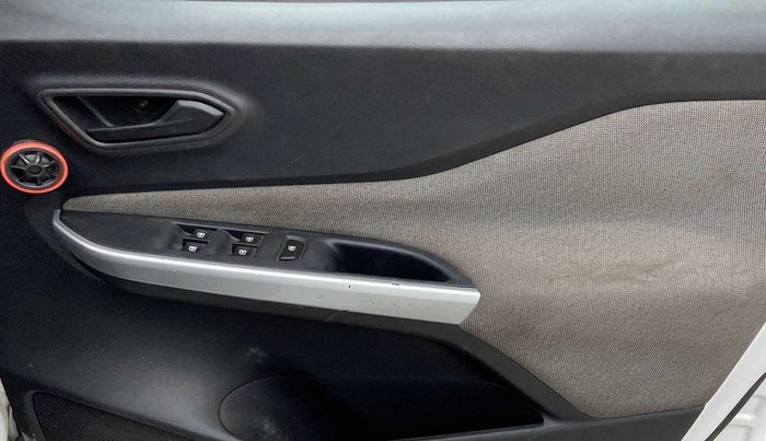 2021 Nissan MAGNITE XE, Petrol, Manual, 48,268 km, Driver Side Door Panels Control