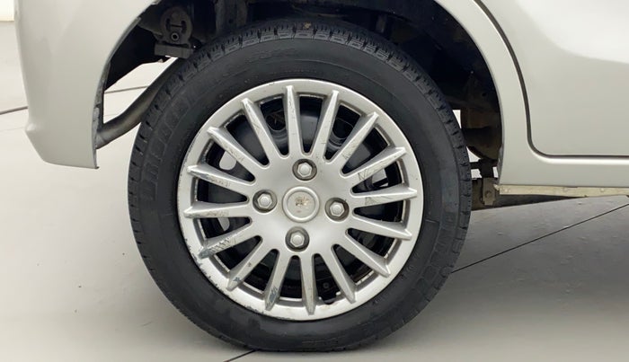 2016 Maruti Alto K10 VXI, Petrol, Manual, 63,923 km, Right Rear Wheel