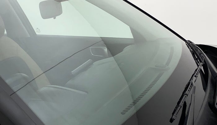 2021 Hyundai VENUE SX 1.0 TURBO IMT, Petrol, Manual, 26,242 km, Front windshield - Minor spot on windshield