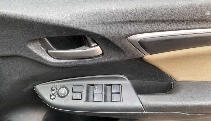 2018 Honda Jazz 1.2L I-VTEC V, Petrol, Manual, 35,374 km, Driver Side Door Panels Control