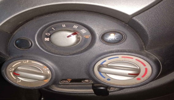 2010 Nissan Micra XL PETROL, Petrol, Manual, 88,180 km, AC Unit - Directional switch has minor damage