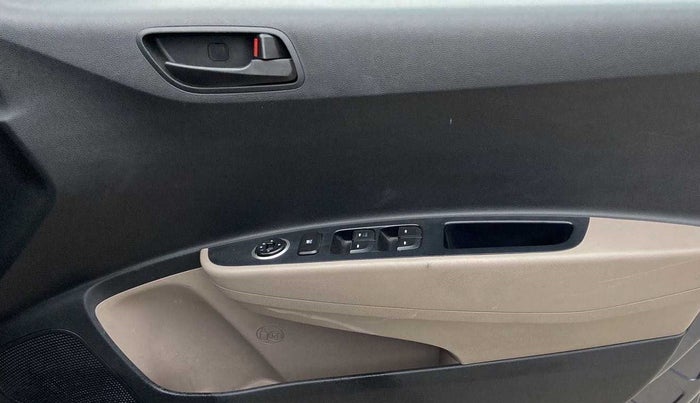 2017 Hyundai Xcent E+, Petrol, Manual, 51,120 km, Driver Side Door Panels Control