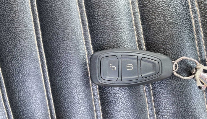 2016 Ford Ecosport TITANIUM 1.5L DIESEL, Diesel, Manual, 78,105 km, Key Close Up