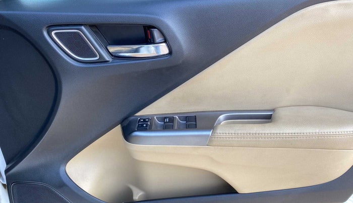 2020 Honda City 1.5L I-VTEC ZX, Petrol, Manual, 30,951 km, Driver Side Door Panels Control