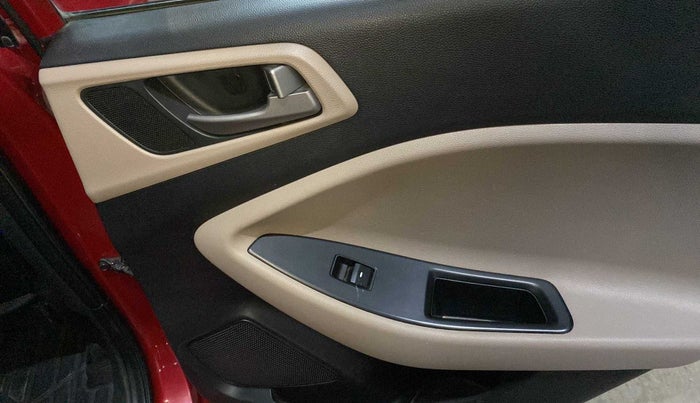 2015 Hyundai Elite i20 ASTA 1.2, Petrol, Manual, 95,613 km, Right rear window switch / handle - Minor damage