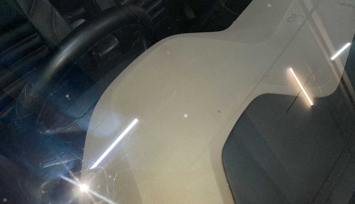 2015 Hyundai Elite i20 ASTA 1.2, Petrol, Manual, 95,613 km, Front windshield - Minor spot on windshield