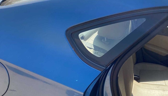 2017 Volkswagen Vento HIGHLINE PETROL AT, Petrol, Automatic, 38,945 km, Right C pillar - Minor scratches