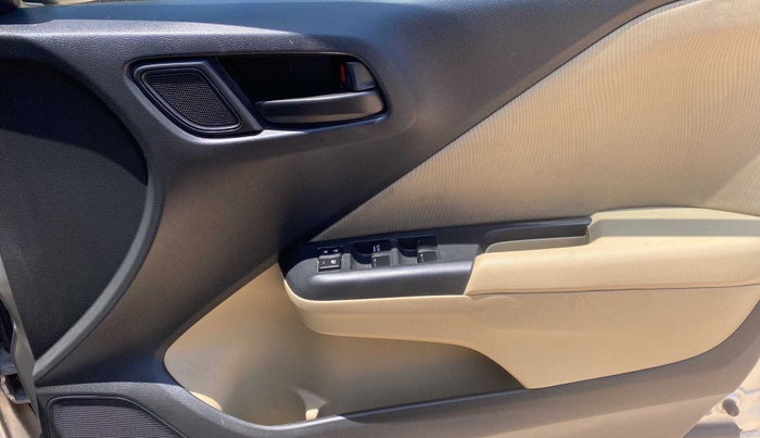 2016 Honda City 1.5L I-VTEC SV CVT, Petrol, Automatic, 40,580 km, Driver Side Door Panels Control