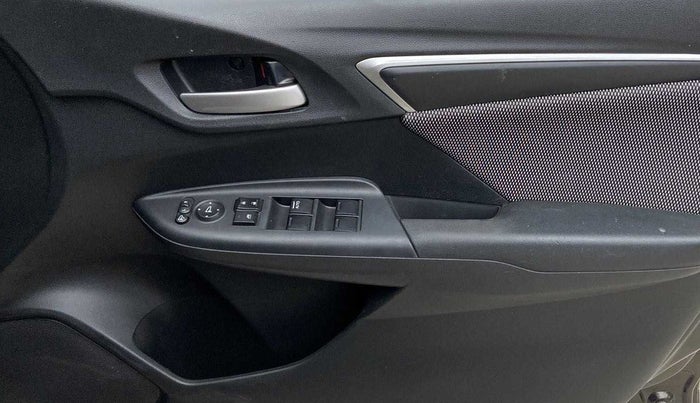 2017 Honda WR-V 1.2L I-VTEC VX MT, Petrol, Manual, 25,679 km, Driver Side Door Panels Control