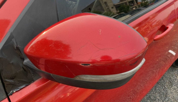 2016 Tata Tiago XZ PETROL, Petrol, Manual, 98,747 km, Left rear-view mirror - Cover has minor damage