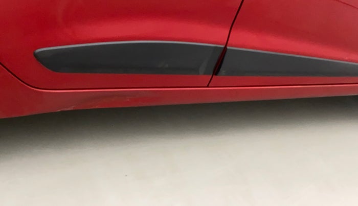 2017 Hyundai Grand i10 SPORTZ (O) 1.2 KAPPA VTVT, Petrol, Manual, 73,817 km, Right running board - Slightly dented
