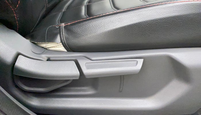 2020 Hyundai AURA S 1.2, Petrol, Manual, 44,276 km, Driver Side Adjustment Panel