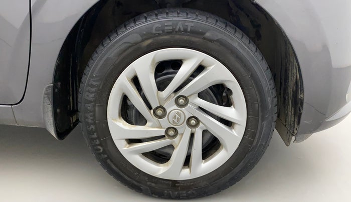 2020 Hyundai AURA S 1.2, Petrol, Manual, 44,276 km, Right Front Wheel