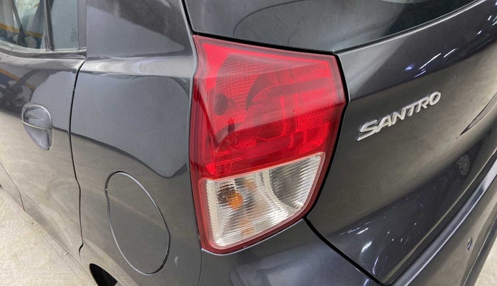 2019 Hyundai NEW SANTRO SPORTZ AMT, Petrol, Automatic, 22,214 km, Left tail light - Minor damage