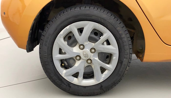 2017 Hyundai Grand i10 SPORTZ 1.2 KAPPA VTVT, Petrol, Manual, 79,364 km, Right Rear Wheel
