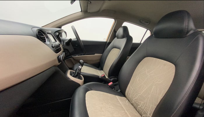 2017 Hyundai Grand i10 SPORTZ 1.2 KAPPA VTVT, Petrol, Manual, 79,364 km, Right Side Front Door Cabin