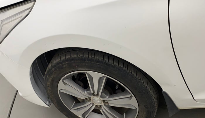 2018 Hyundai Verna 1.6 VTVT SX, Petrol, Manual, 26,933 km, Left fender - Minor scratches
