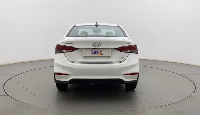 2018 Hyundai Verna 1.6 VTVT SX, Petrol, Manual, 26,933 km, Back/Rear