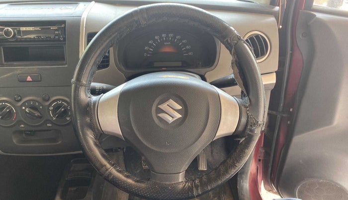 2010 Maruti Wagon R 1.0 LXI, Petrol, Manual, 20,480 km, Steering wheel - Steering cover is minor torn