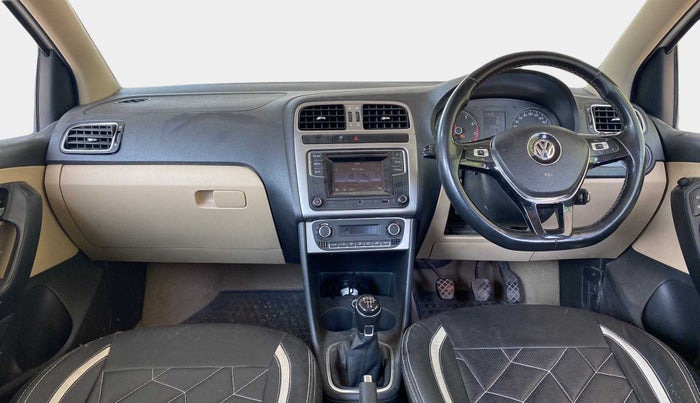 2017 Volkswagen Polo HIGHLINE1.2L, Petrol, Manual, 50,037 km, Dashboard