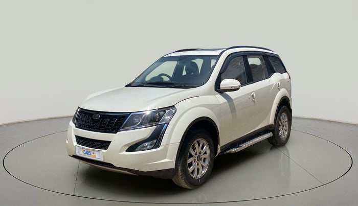 2018 Mahindra XUV500 W10 AT, Diesel, Automatic, 71,884 km, Left Front Diagonal