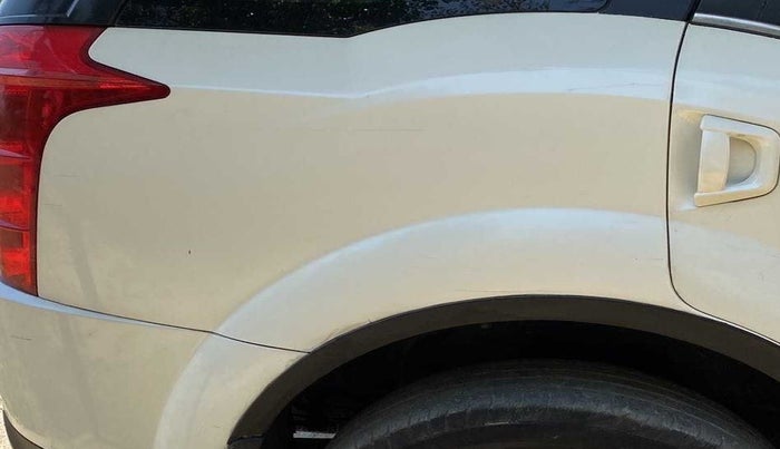 2018 Mahindra XUV500 W10 AT, Diesel, Automatic, 71,884 km, Right quarter panel - Paint has minor damage